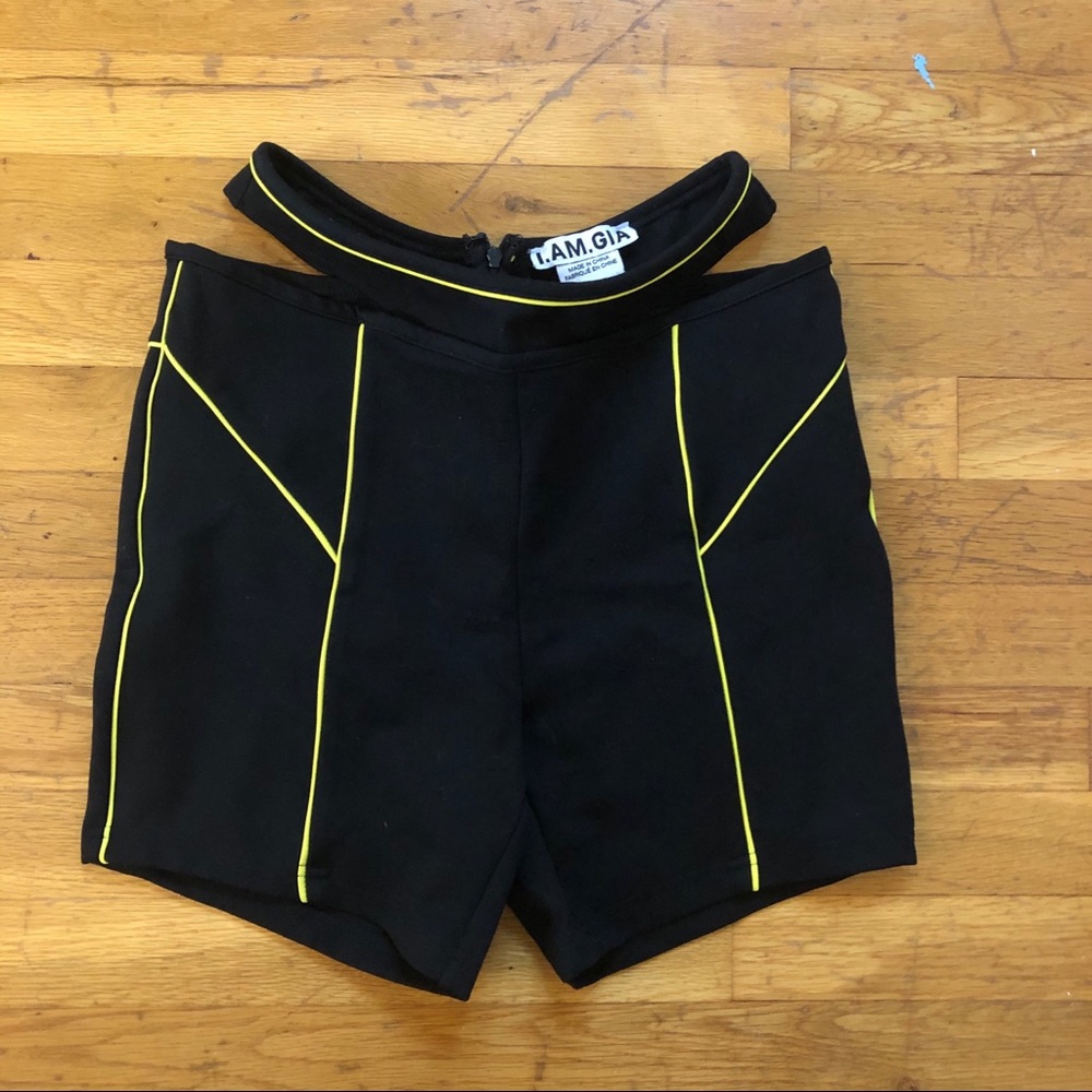 NWT Hot I AM GIA neon cutout bike shorts! 🔥